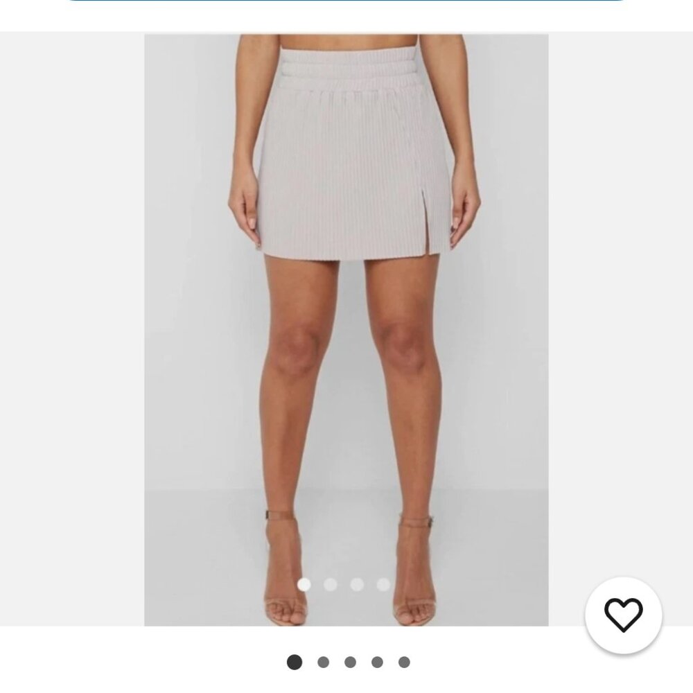 NWT Maniere De Voir Pleated Mini Skirt Women SZ 10 Light Gray Pockets Party Club